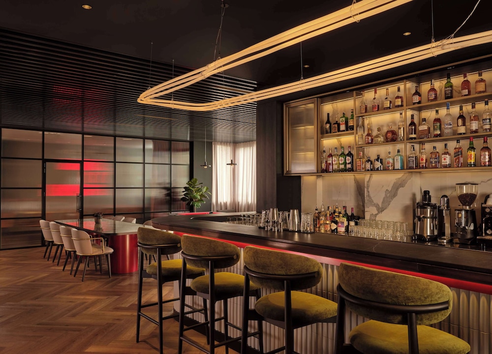 Radisson RED Belgrade 52/64