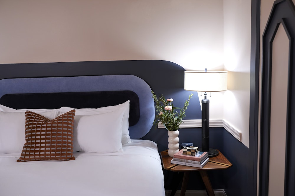 The Oliver Hotel 20/58