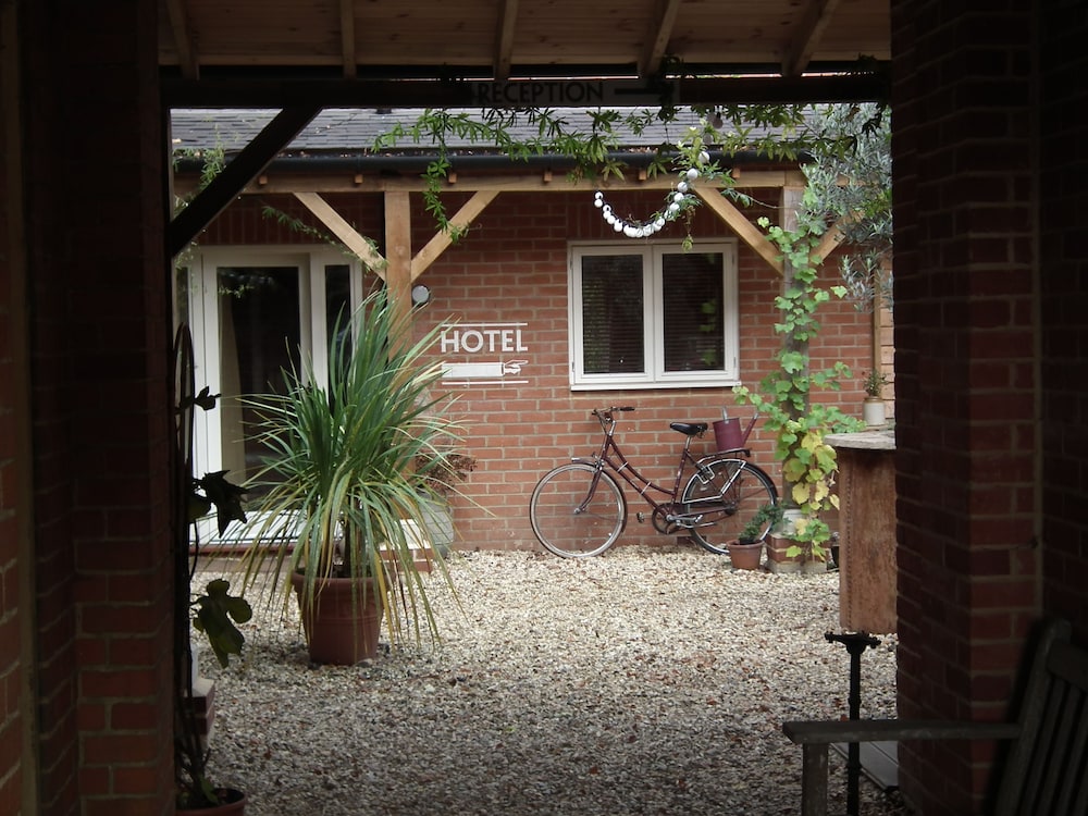 The Kingsley at Eversley 6/48