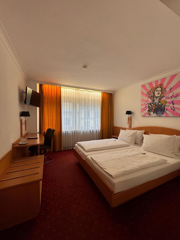 COMFORT, DOUBLE BED
