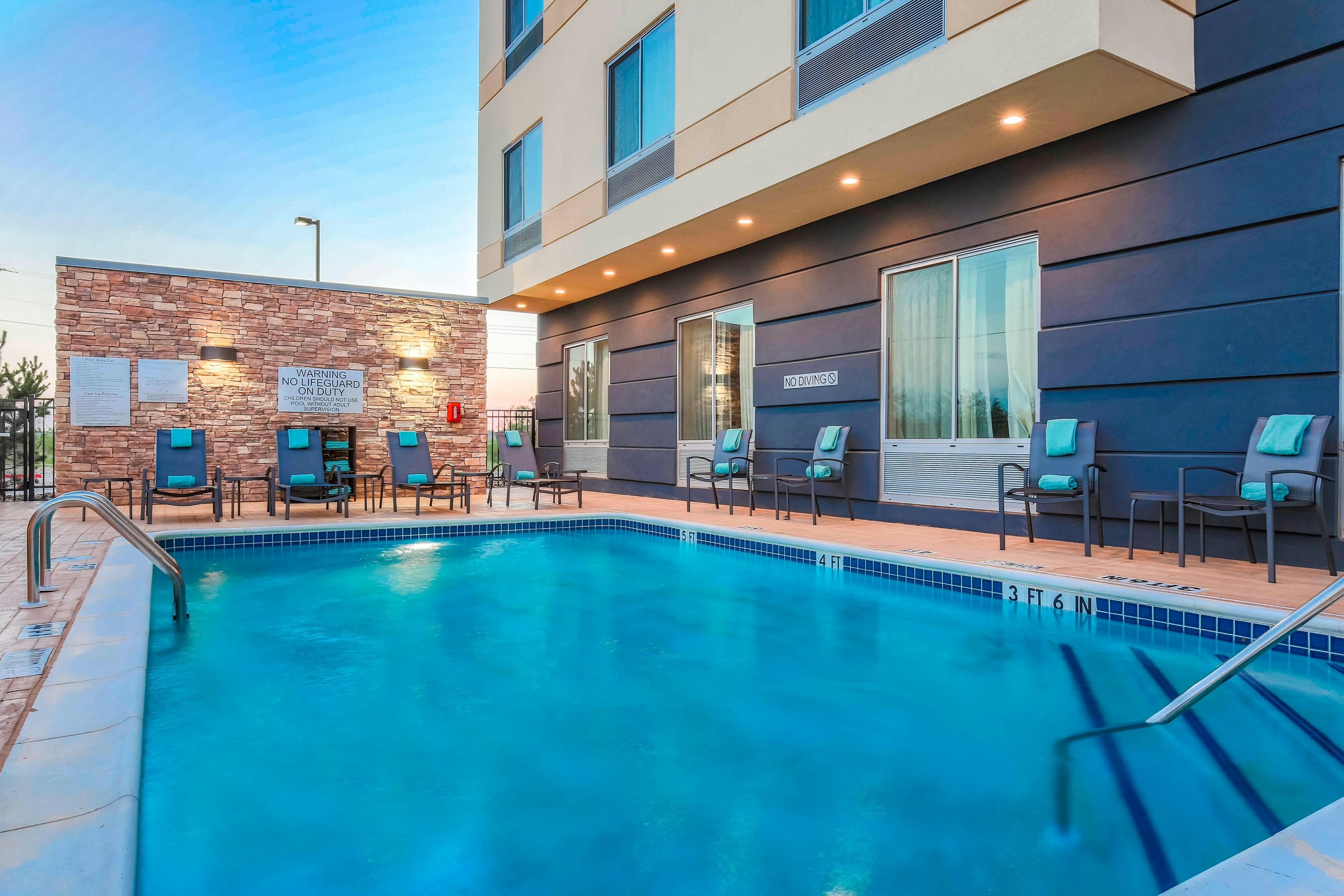 Fairfield Inn Suites Snyder 19/35