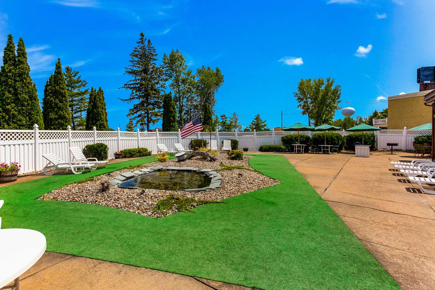 Quality Inn & Suites Plattsburgh 39/41