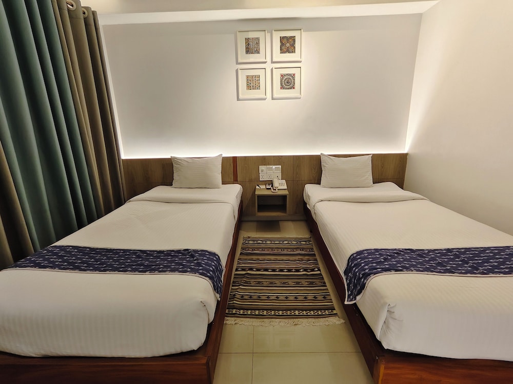 Hotel Nandini 29/70