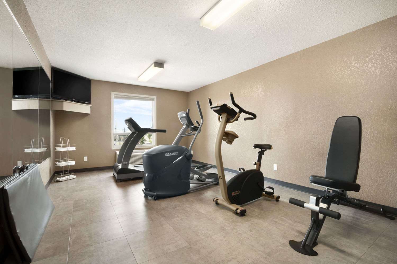 Days Inn Calgary Airport 25/43