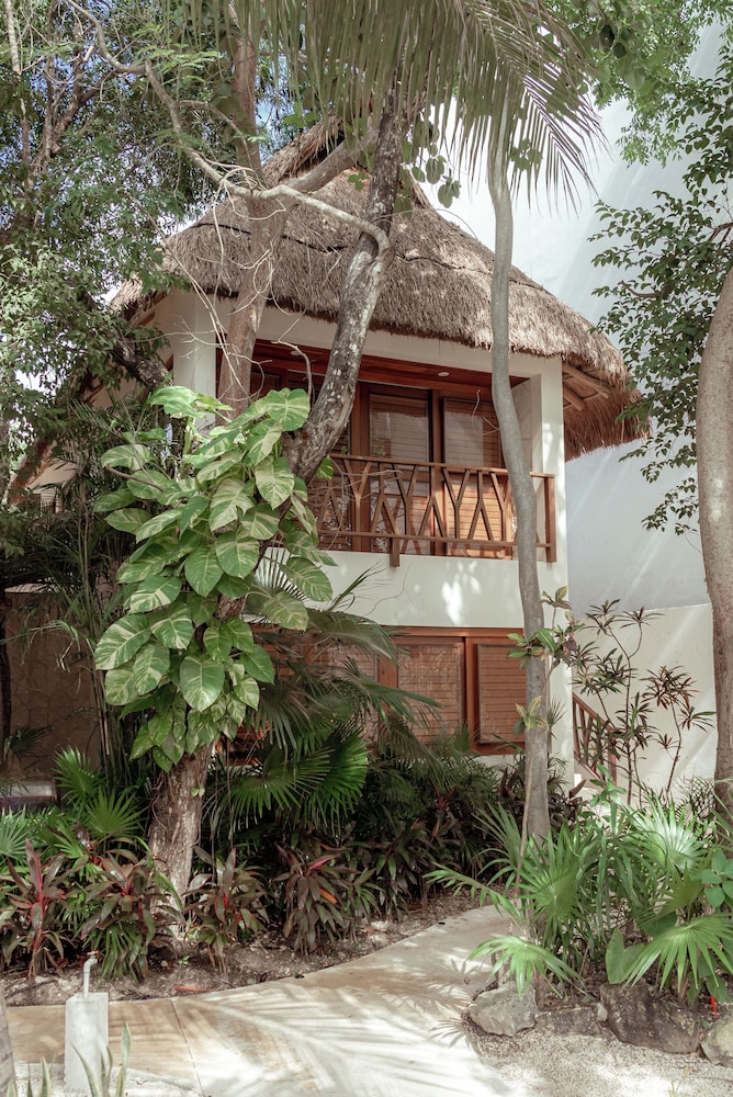 Prana Boutique Hotel 6/47