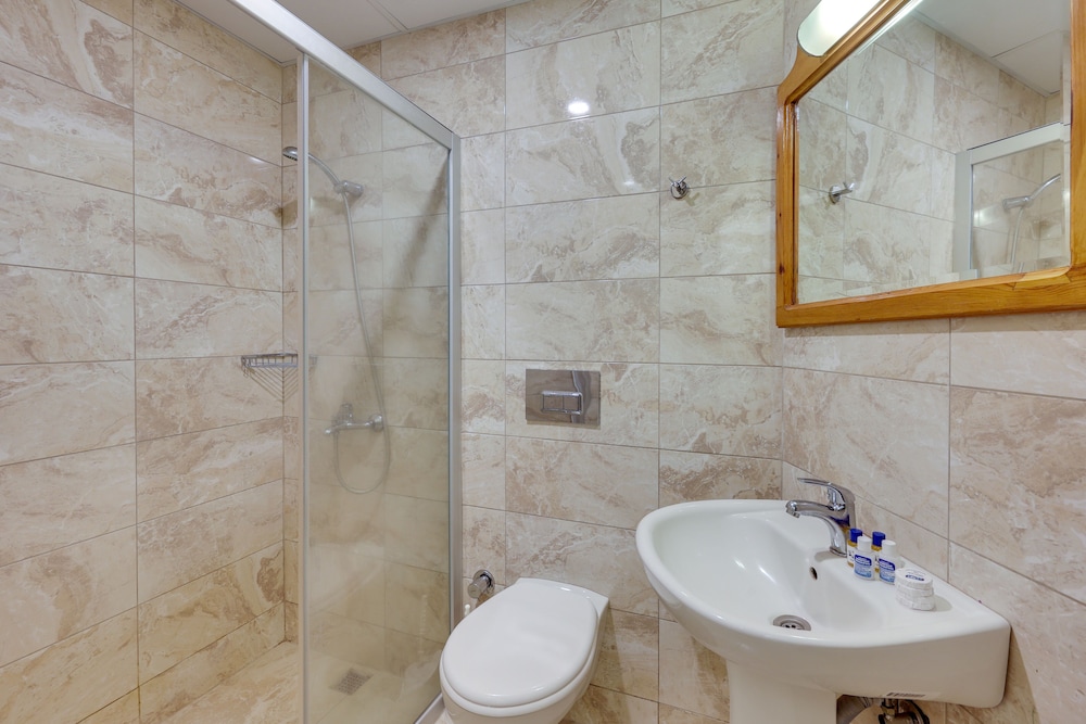 Sami Beach Hotel 50/50