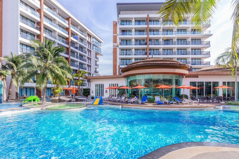 The Beach Heights Resort 73/76