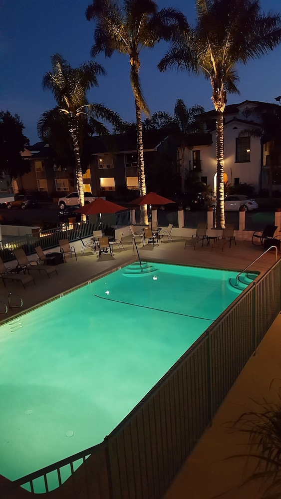 Pacific Crest Hotel Santa Barbara 43/50
