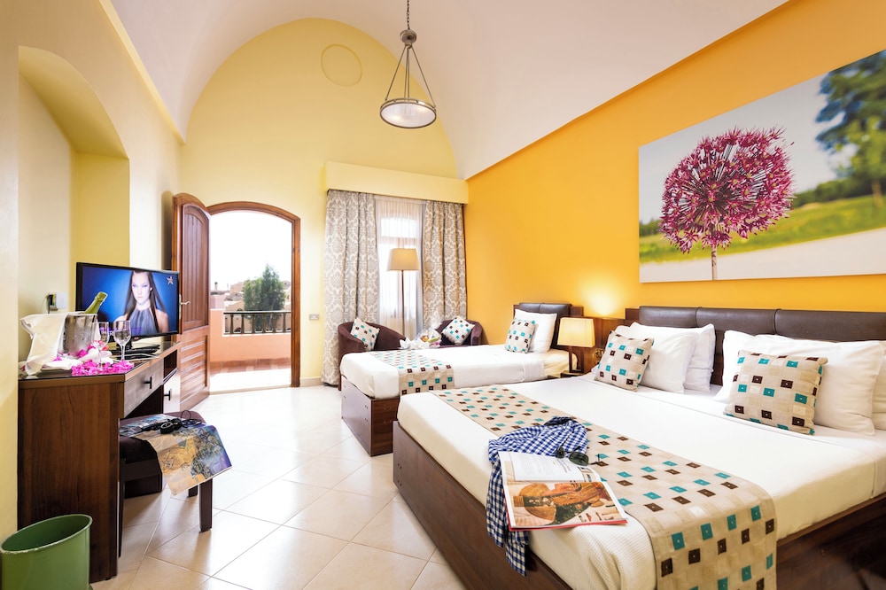 غرفة بريميوم، Three Corners Rihana Resort 3/8