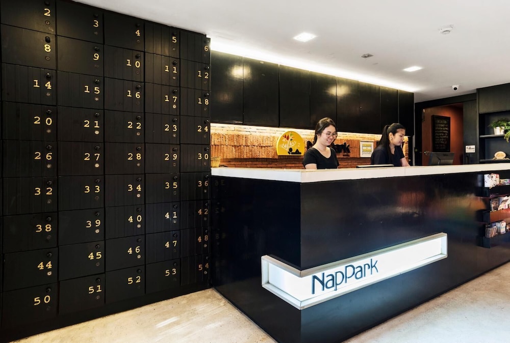 Nappark Hostel 6/55