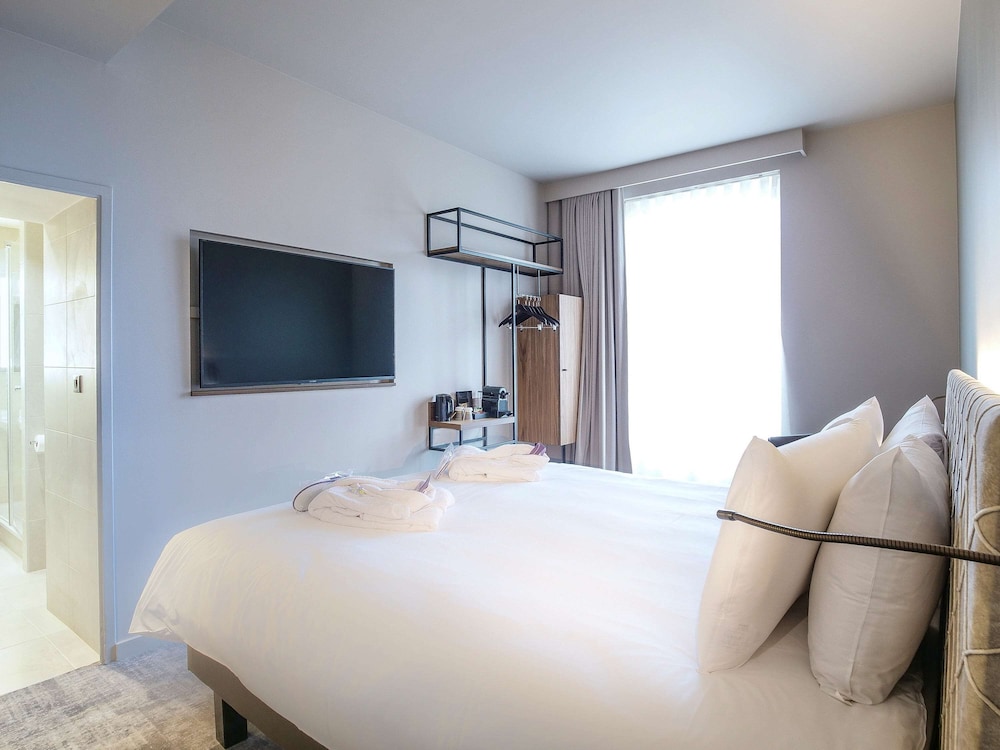 Mercure Rennes Place Bretagne 45/68