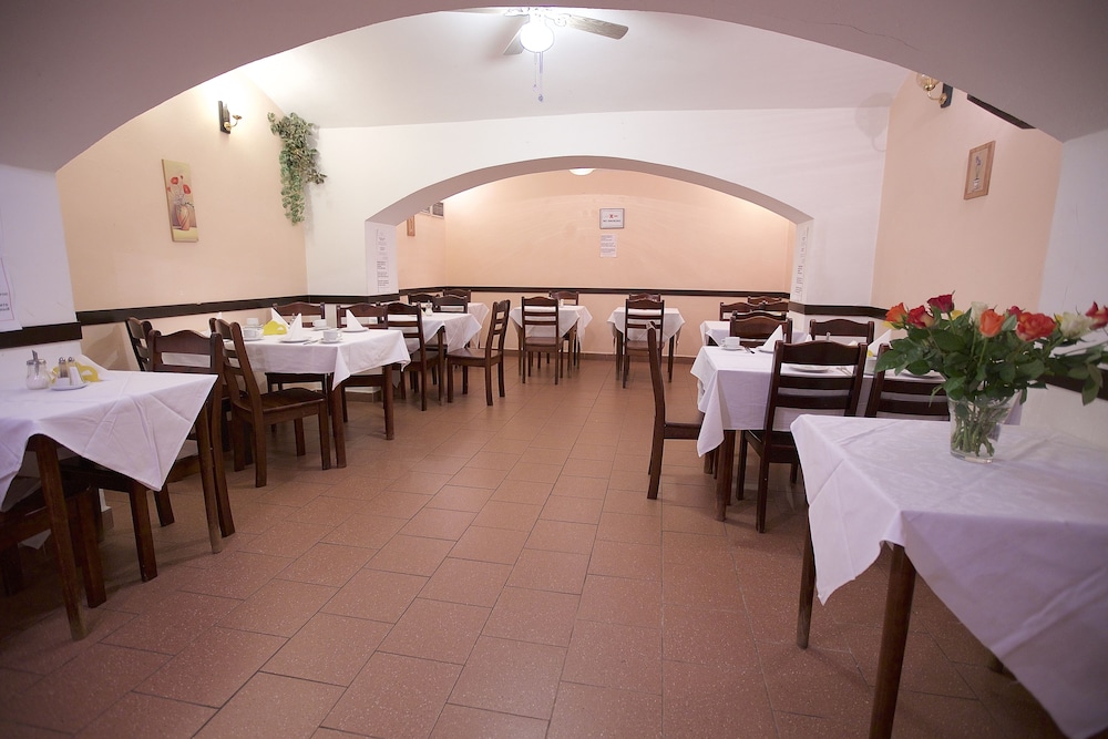 Hotel Olga 23/26
