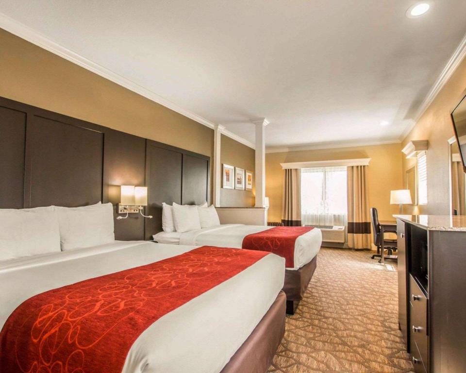 Upgrade, Suite, 2 Queen Beds