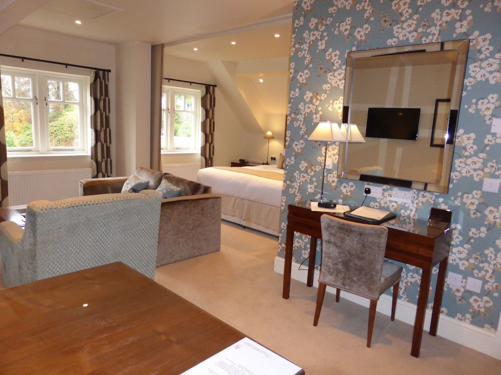 Lindeth Howe Hotel 54/61