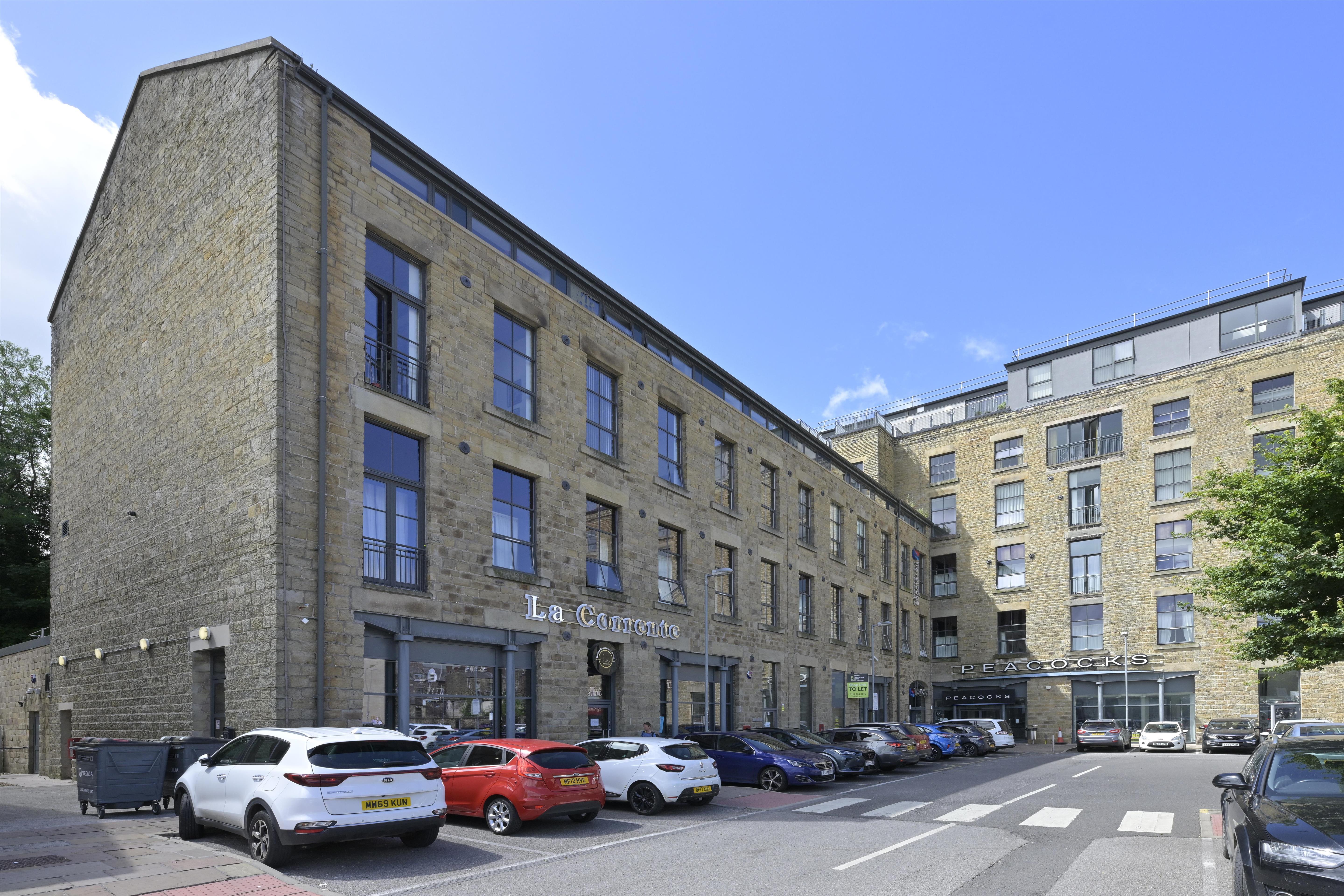 Travelodge Glossop 19/21