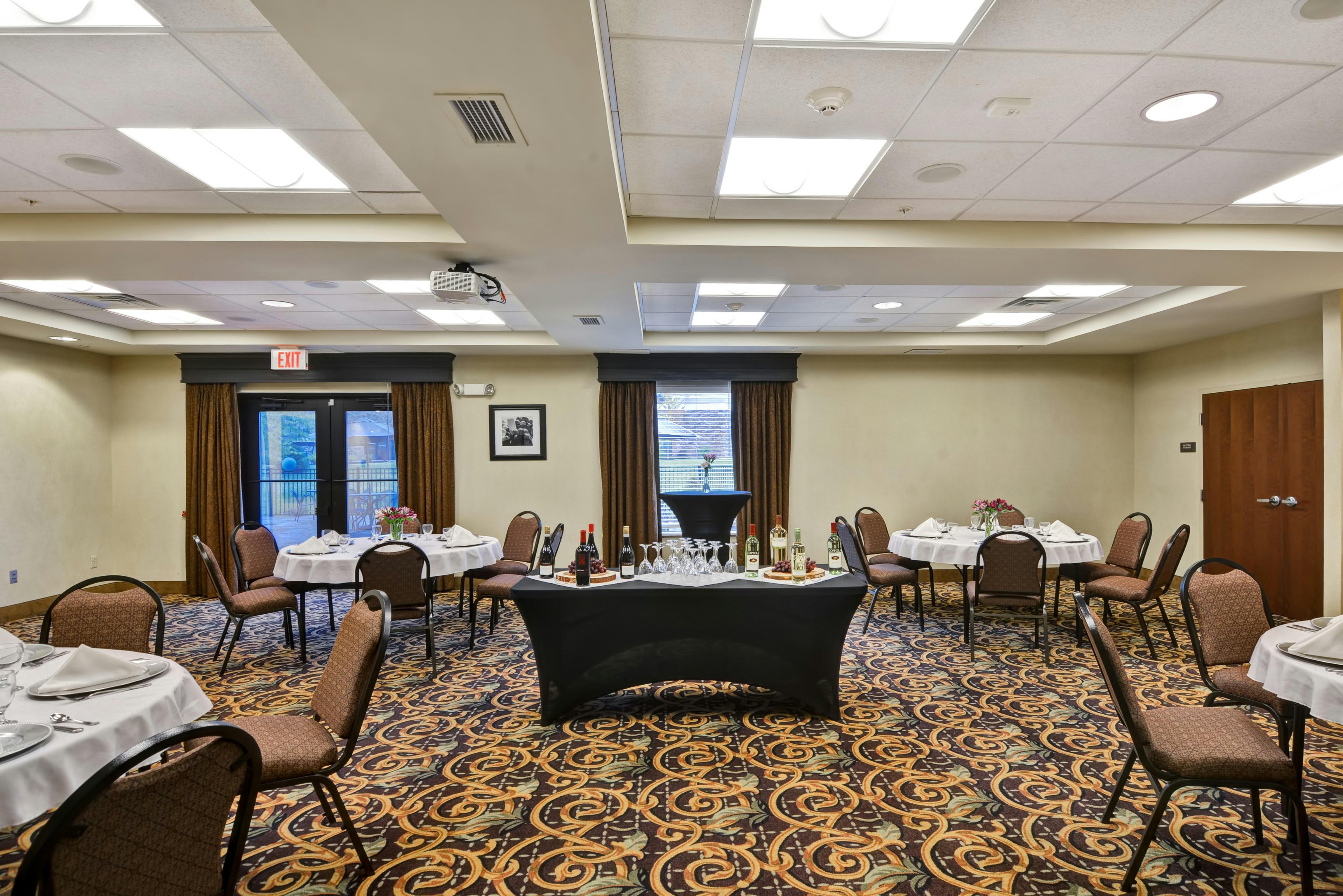 Hampton Inn and Suites New Hartford 60/64