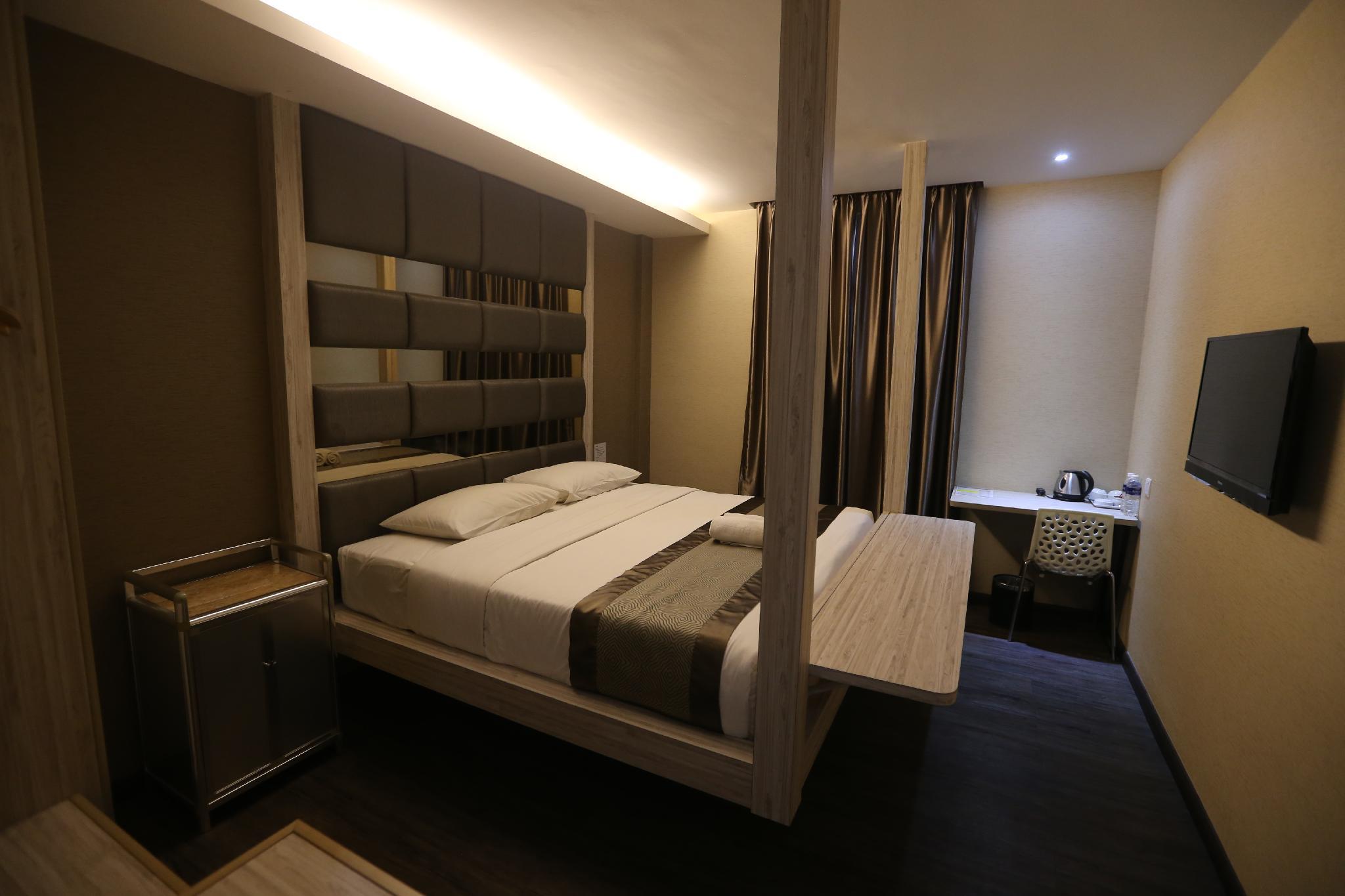 Sky, Suite