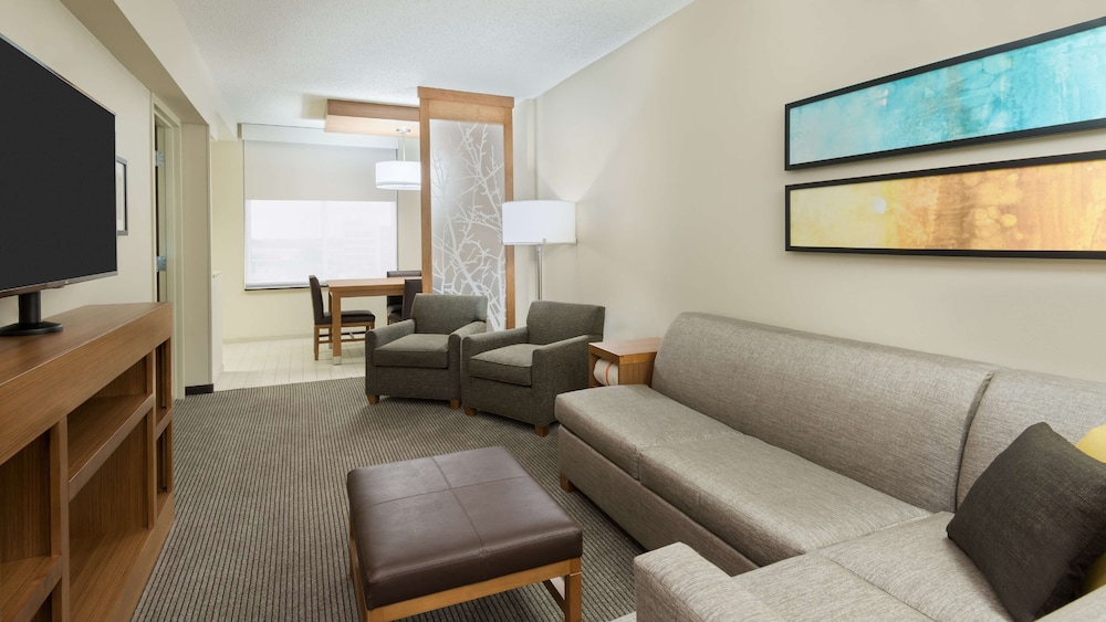 Hyatt Place Austin/Round Rock 14/35