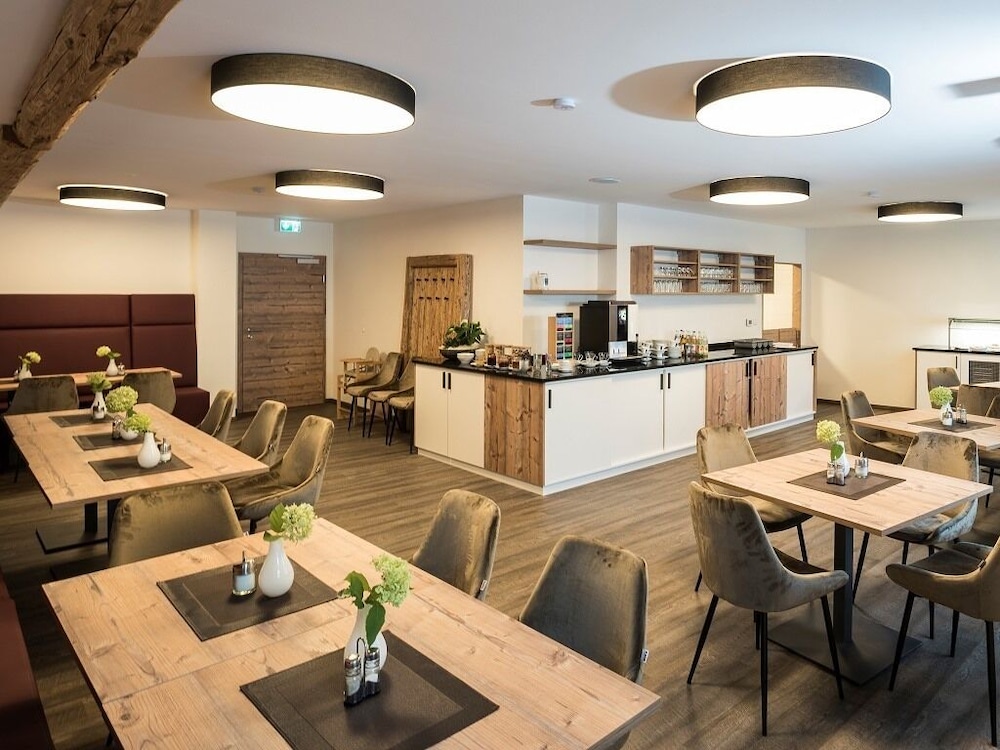 Landhotel Zum Adler 35/50
