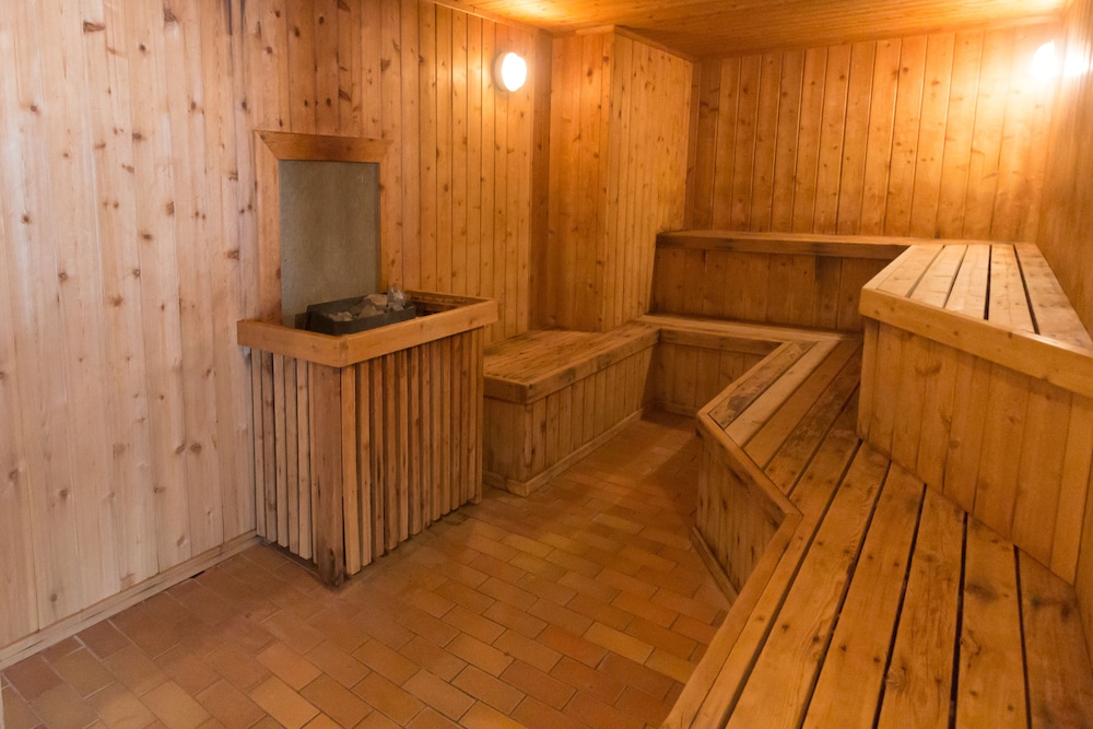 Marmot Lodge 31/50