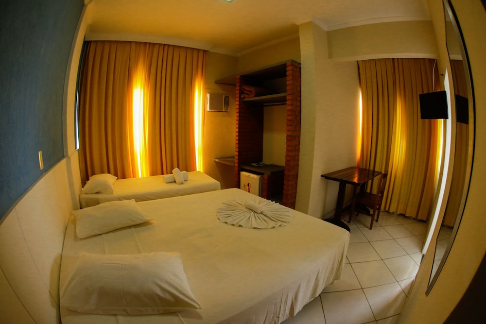 Acropolis Marina Hotel 18/57