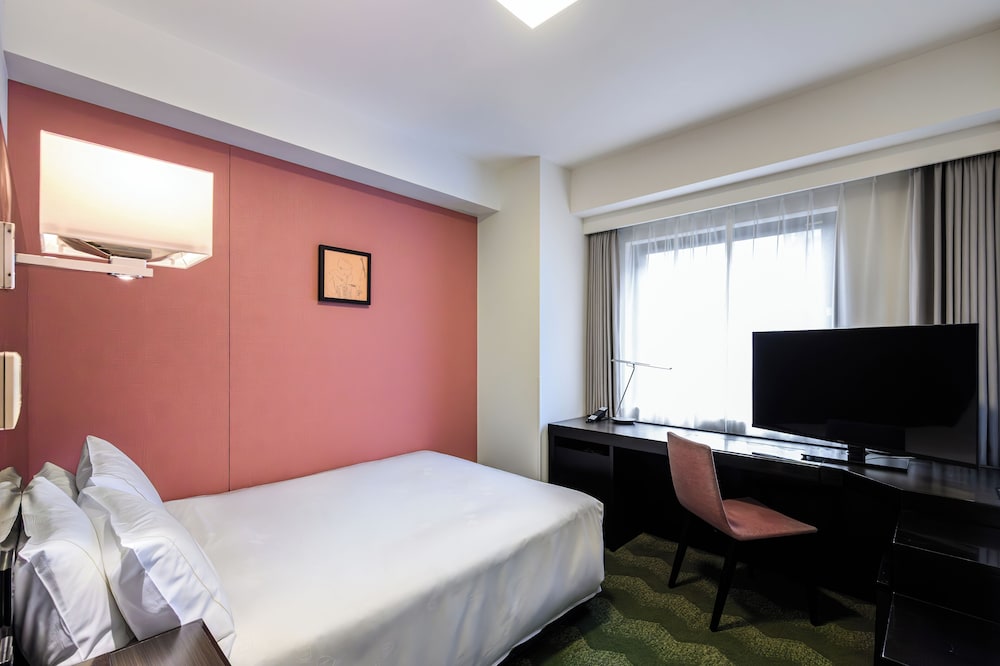 Compact, Double Bed