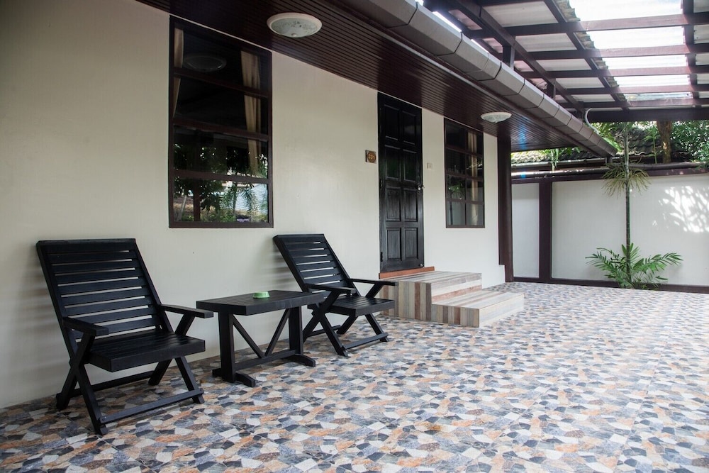 Princess Kamala Beachfront Hotel Phuket 80/92