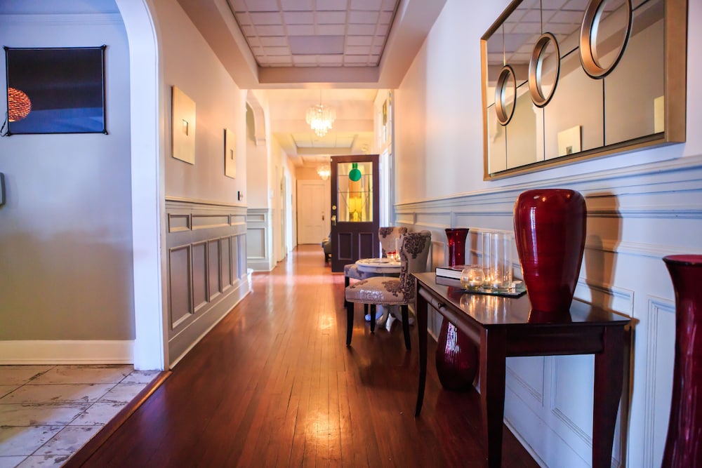Monastery Spa And Suites By The Leaside Group 40/50