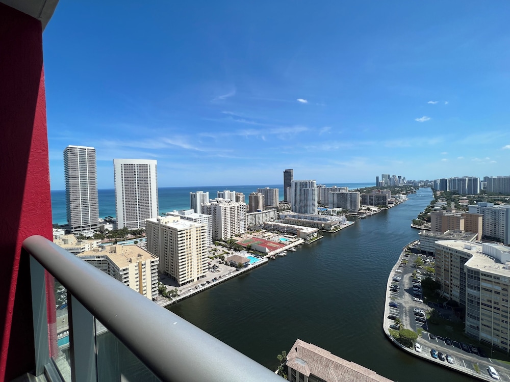 Beachwalk Elite Hotels Resorts 15/50