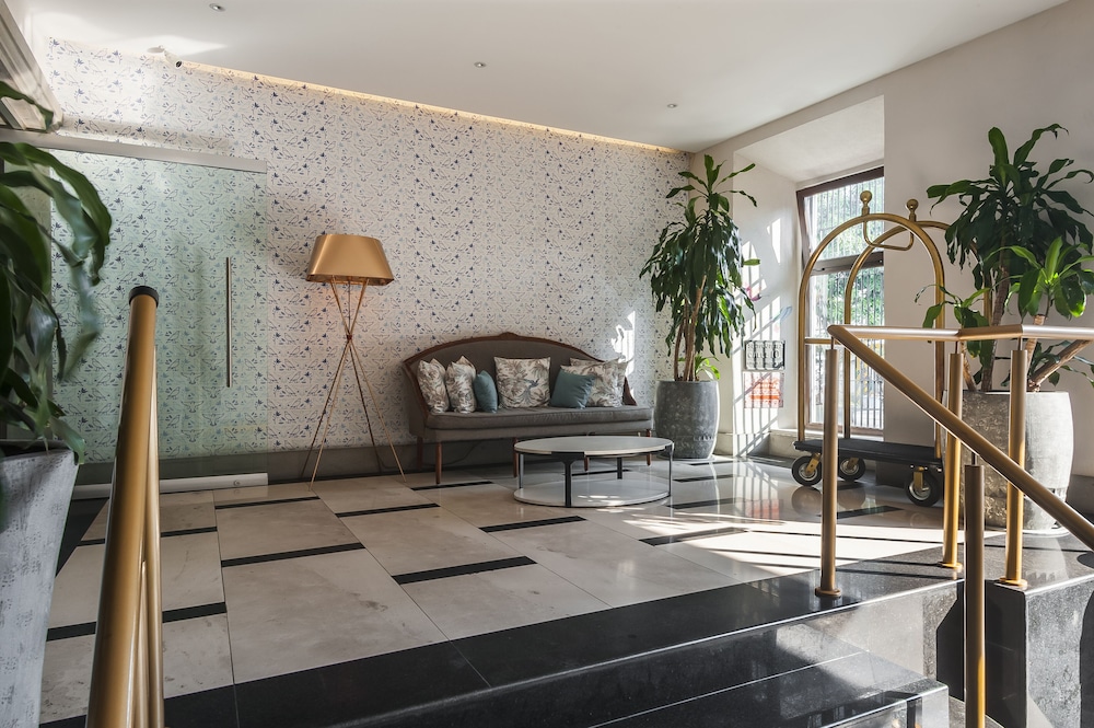 Hotel Real Maestranza 43/69