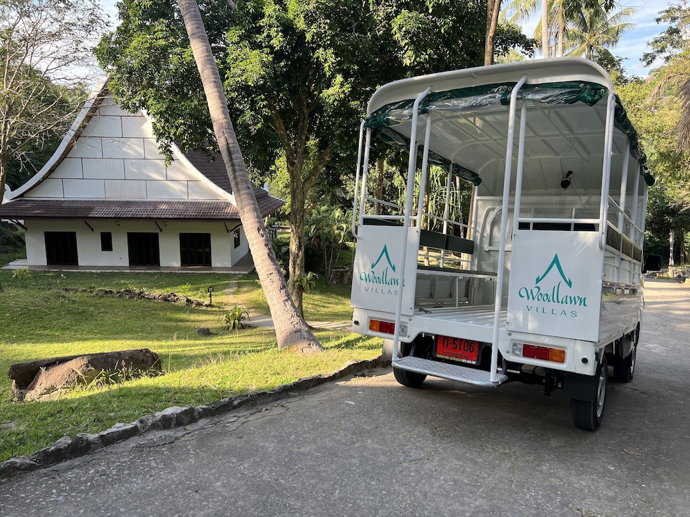 Woodlawn Villas Resort 55/66