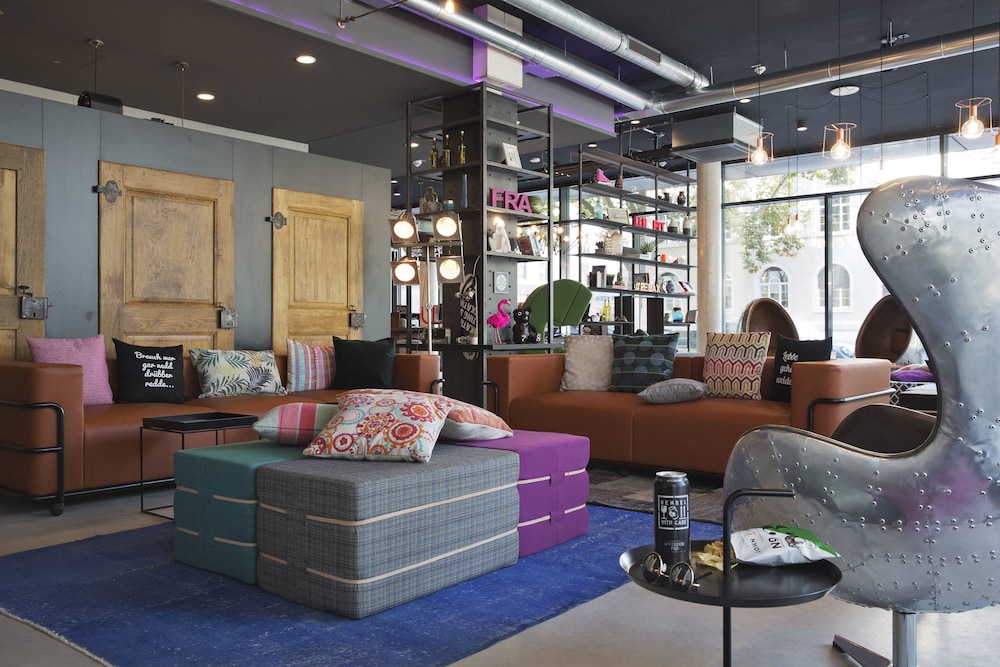Moxy Frankfurt East 38/54