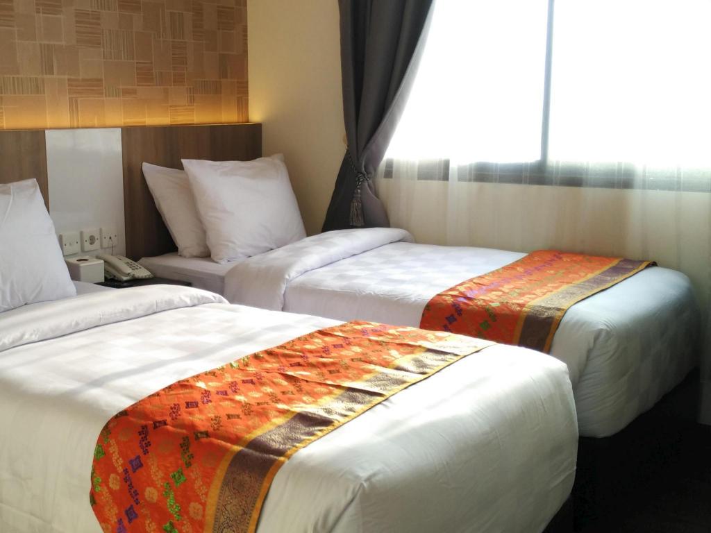Deivan Hotel 5/11