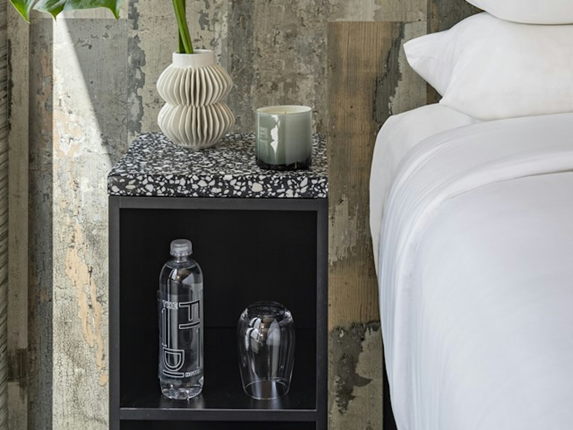 The FIDI Hotel 4/7