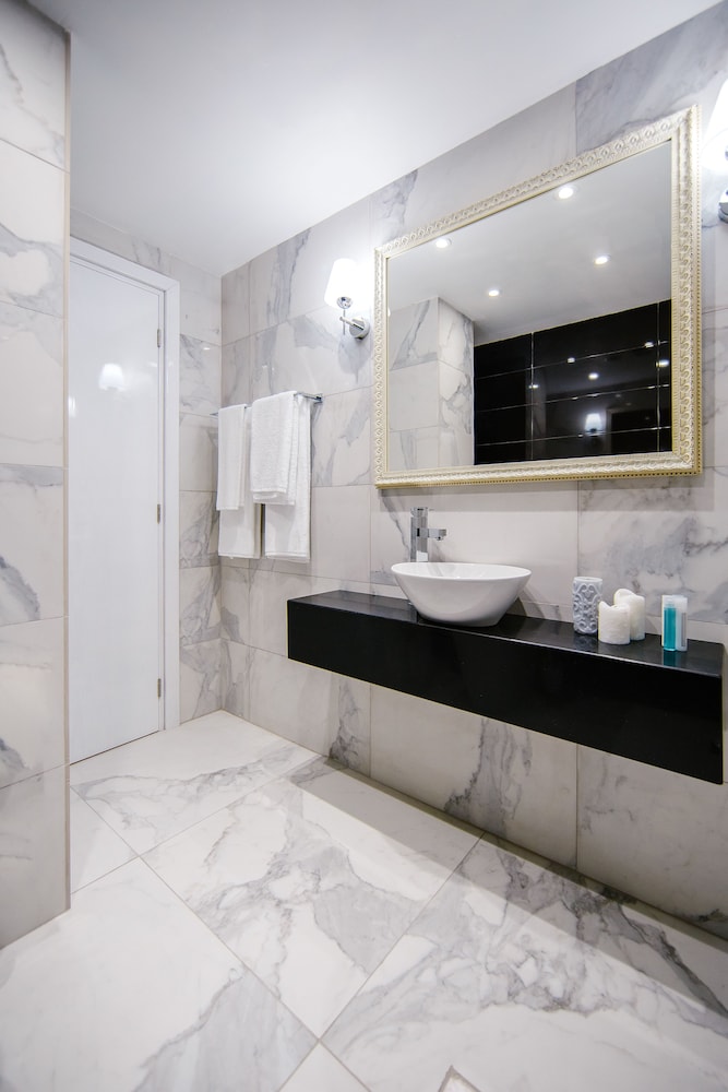 Qbic City Hotel 5/50