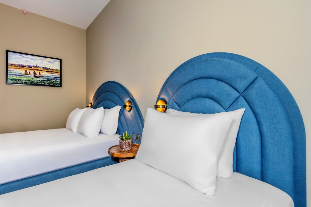 Nenessa Airport Hotel 28/46