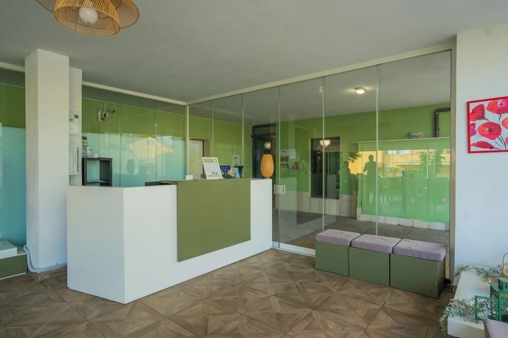 Isa Fiumicino Airport Residence 8/50