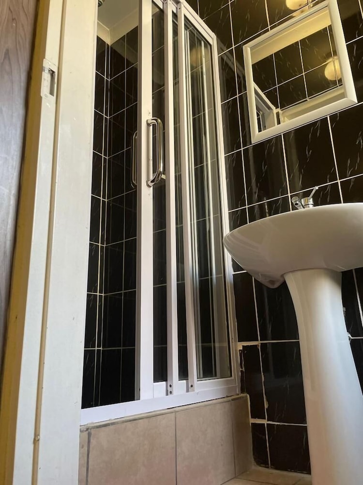 Pale Bohemia B&B 3/35