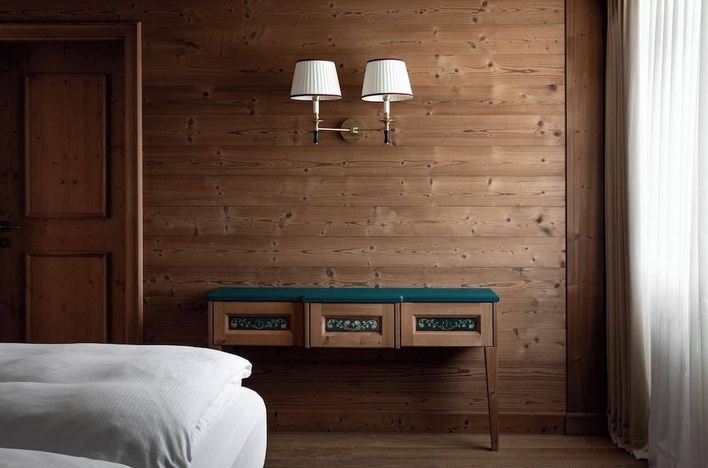 جناح بسرير كينج، Hotel Tyrol 4/7