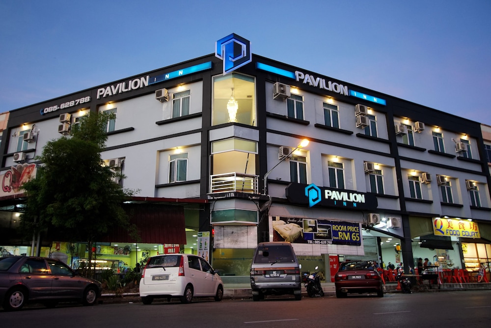 Pavilion Inn 1/28