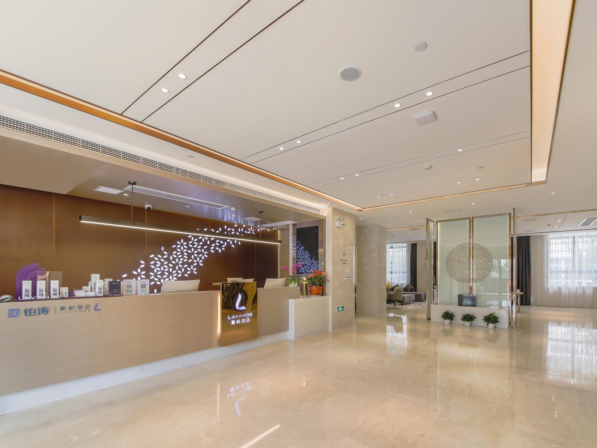 Lavande Hotel (Second Guanggu Road, Wuhan) 6/27