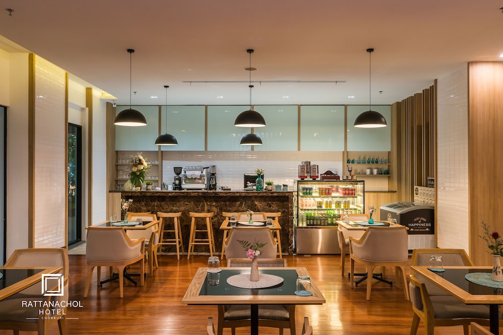 Rattanachol Hotel 31/50