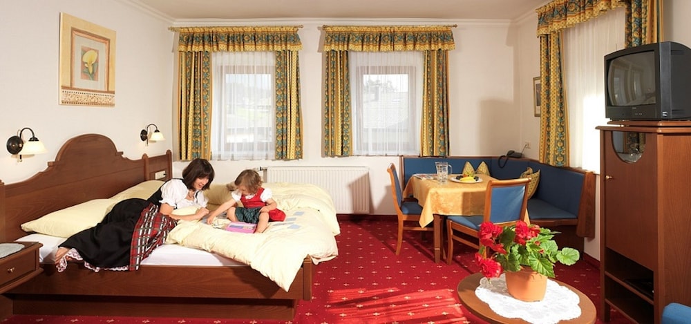 GASTHOF FELDWEBEL HOTEL 26/33