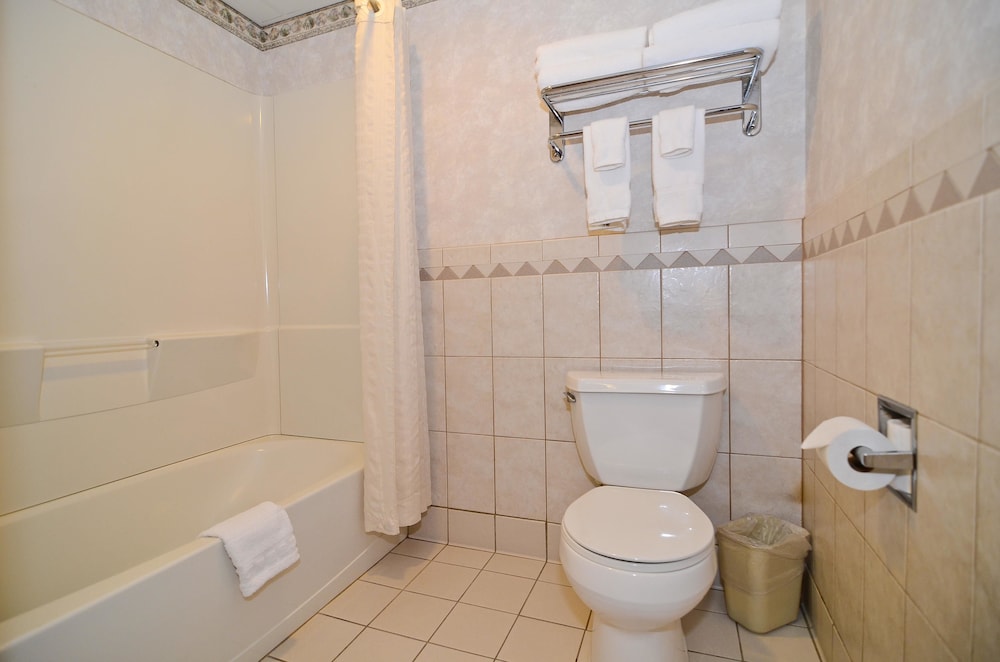 Best Western Northwoods Lodge 7/39
