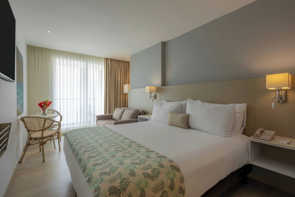 غرفة قياسية بسرير كوين، Mercure Santa Marta Emile 2/7