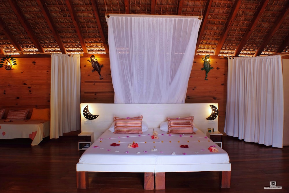 Anjiamarango Beach Resort 4/47