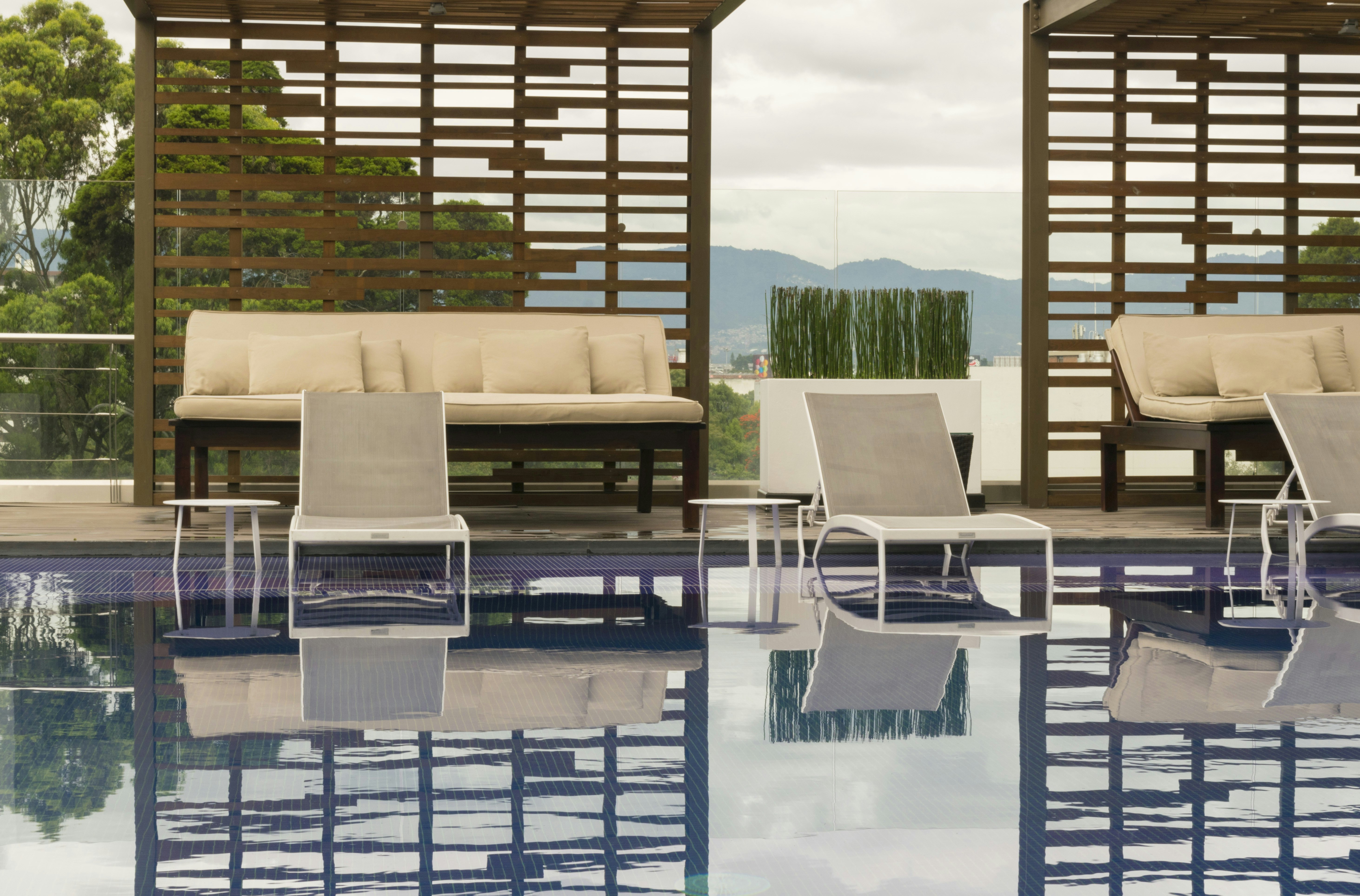 HOLIDAY INN GUATEMALA 63/78
