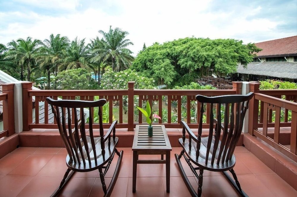 Palm Garden Beach Resort & Spa 32/48