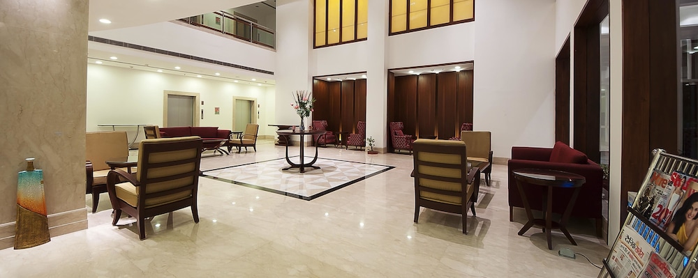The Golden Plaza Hotel Spa 23/35