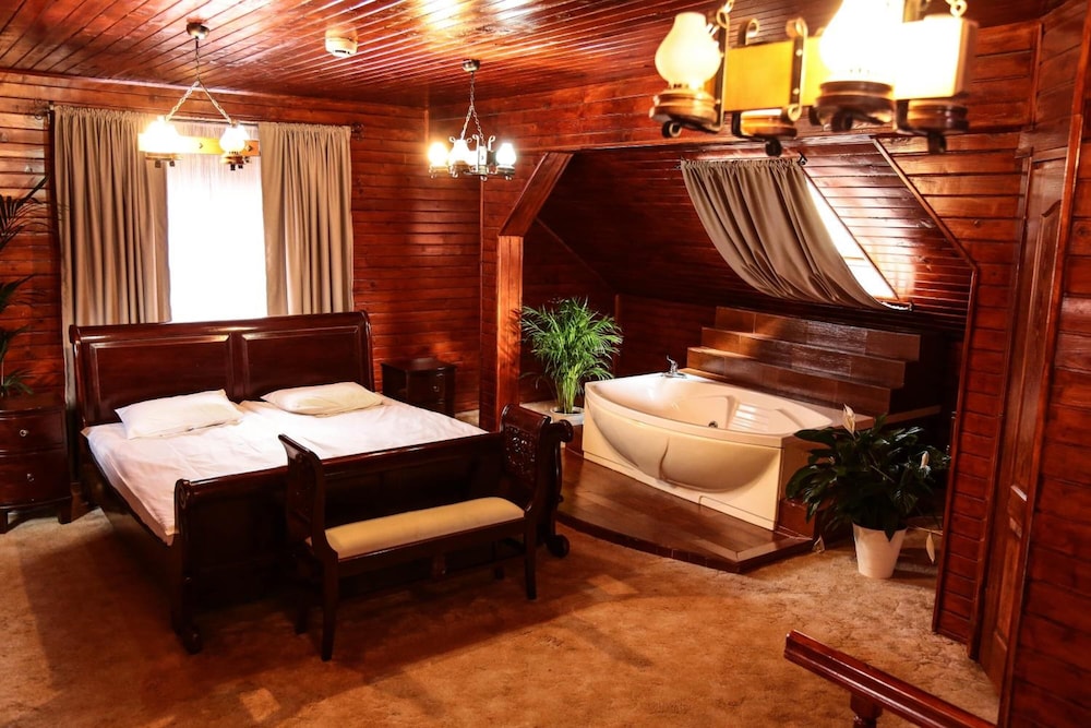 Apollonia Hotel 17/35